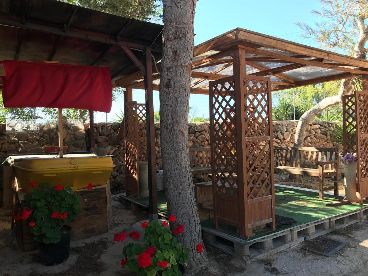 Villaggio La Roccia Camping Lampedusa Exterior photo